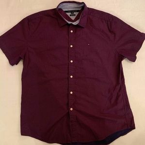 👽Tommy Hilfiger Mens Burgundy Button Down